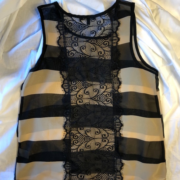 Flowy tank w/ black/tan stripe & black-lace panel - Picture 3 of 5